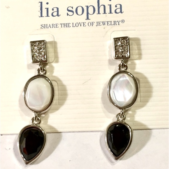 Lia Sophia “Outspoken” Earrings - Picture 3 of 3